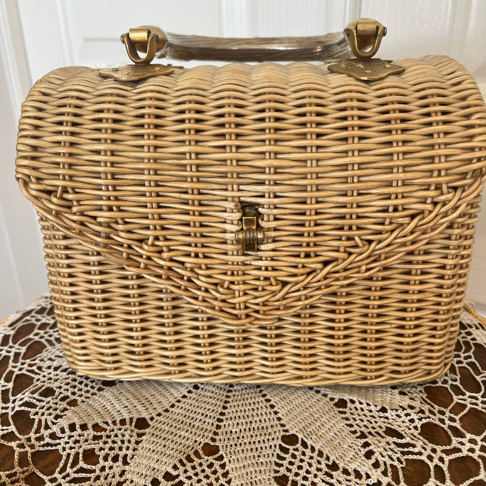 Vintage Lesco Lona Rattan purse
